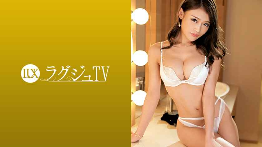 259LUXU-1197 ラグジュTV 1188 妖艶すぎる美人女醫再び！変わらない美スタイルや騎乘位の官能的な腰使いは健在。細い腰を摑み、後ろから穿たれるとビクビクと體を震わせて快感に酔いしれる。